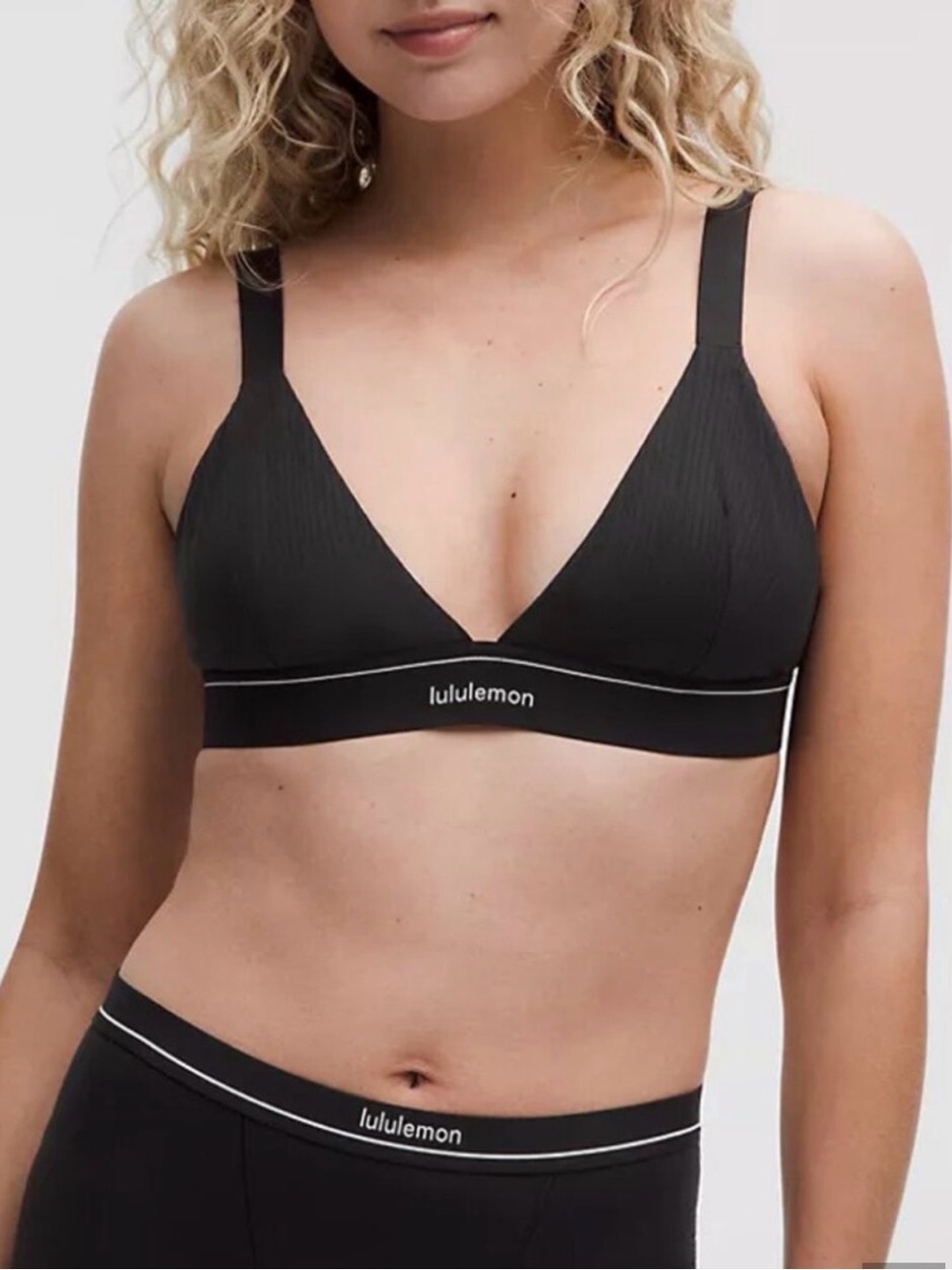 lululemon Triangle Logo Bralette -M